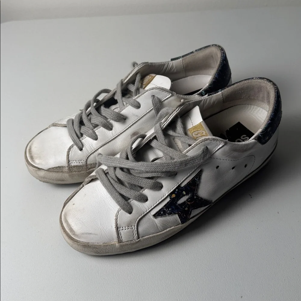 Golden Goose Super Star with Navy Floral star and Heel Detail Sneaker Size 36 - Picture 3 of 7